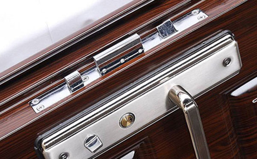 博湖24小时上门开锁公司